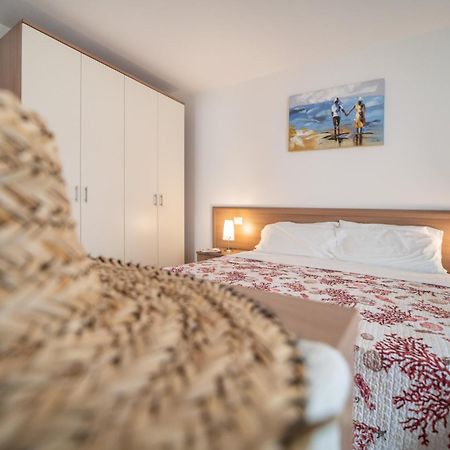 Residenza Monica Διαμέρισμα Λινιάνο Σαμπιαντόρο Εξωτερικό φωτογραφία