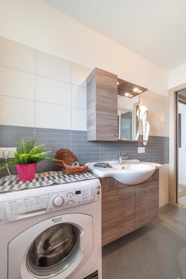 Residenza Monica Διαμέρισμα Λινιάνο Σαμπιαντόρο Εξωτερικό φωτογραφία