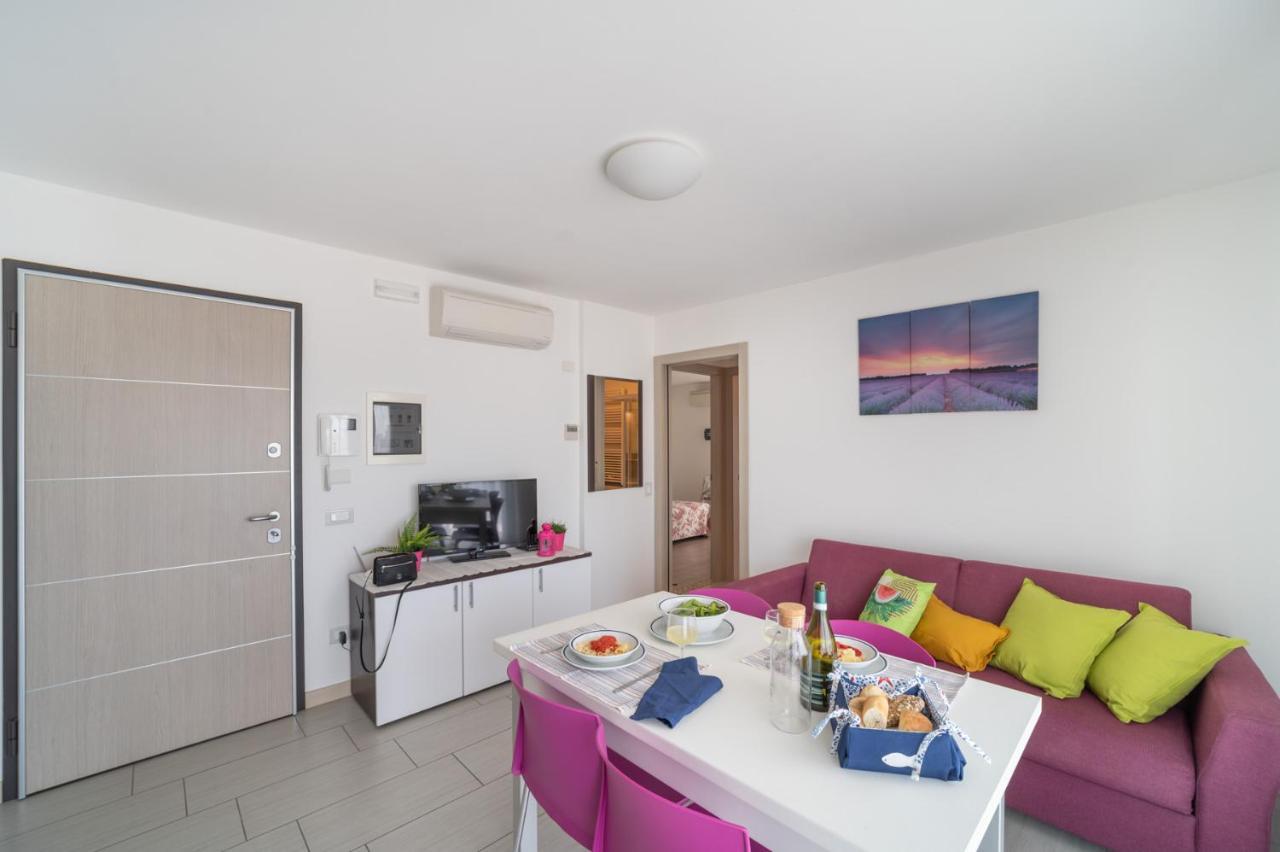 Residenza Monica Διαμέρισμα Λινιάνο Σαμπιαντόρο Εξωτερικό φωτογραφία