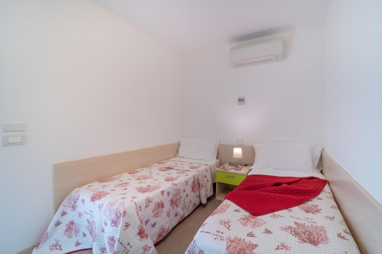 Residenza Monica Διαμέρισμα Λινιάνο Σαμπιαντόρο Εξωτερικό φωτογραφία