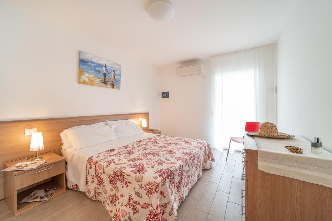 Residenza Monica Διαμέρισμα Λινιάνο Σαμπιαντόρο Εξωτερικό φωτογραφία