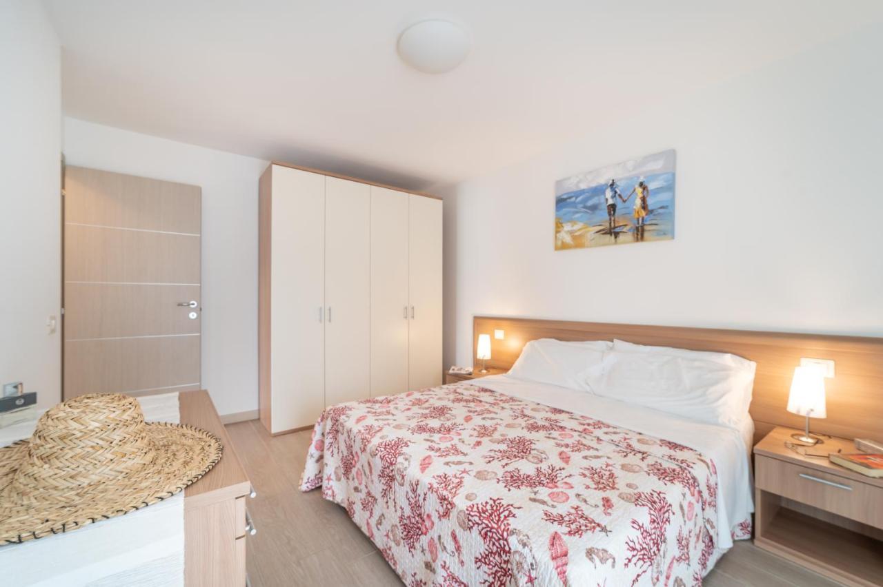 Residenza Monica Διαμέρισμα Λινιάνο Σαμπιαντόρο Εξωτερικό φωτογραφία
