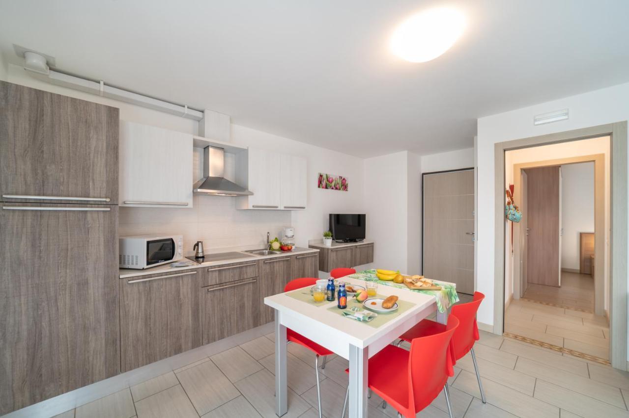 Residenza Monica Διαμέρισμα Λινιάνο Σαμπιαντόρο Εξωτερικό φωτογραφία