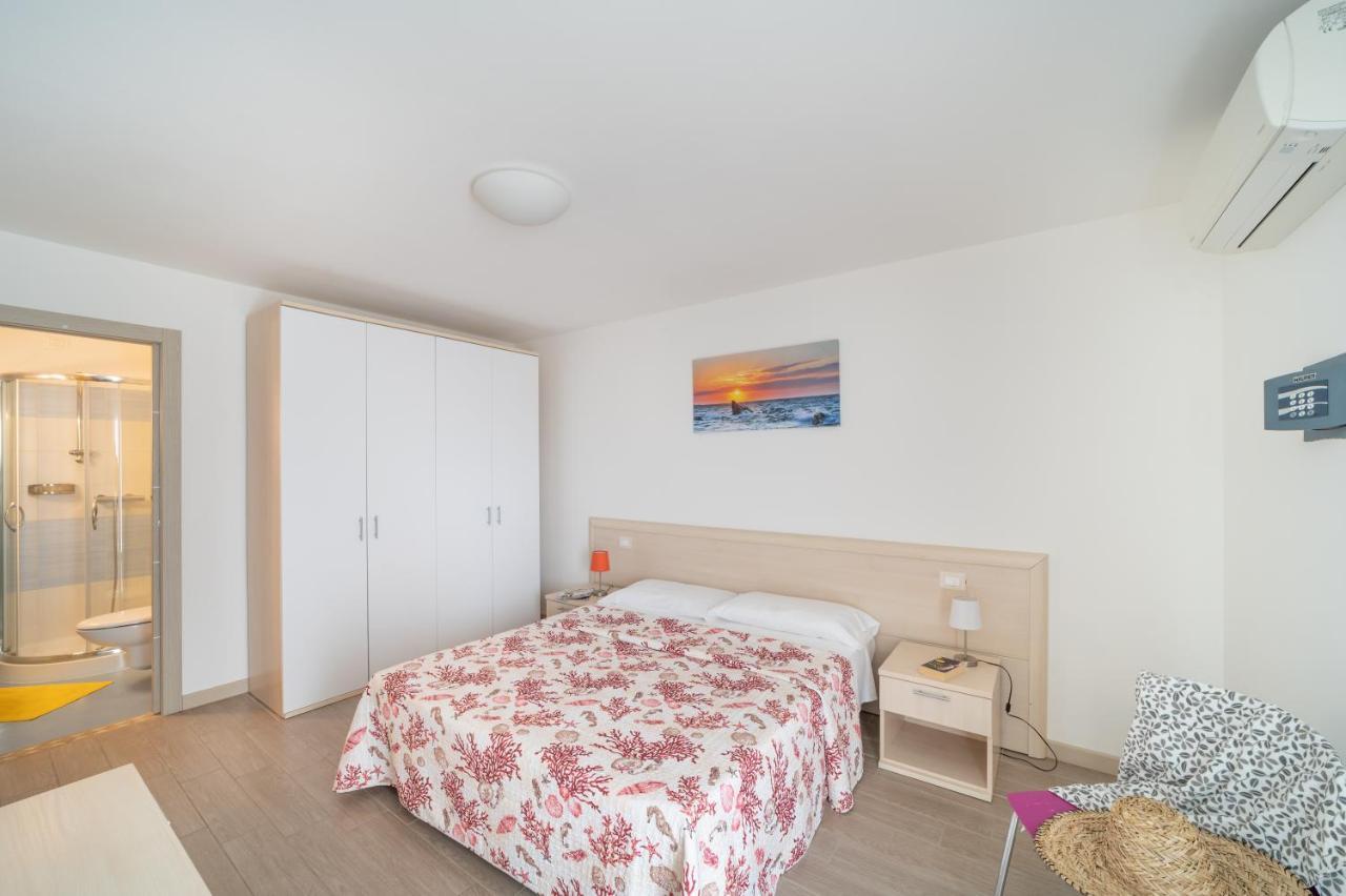 Residenza Monica Διαμέρισμα Λινιάνο Σαμπιαντόρο Εξωτερικό φωτογραφία