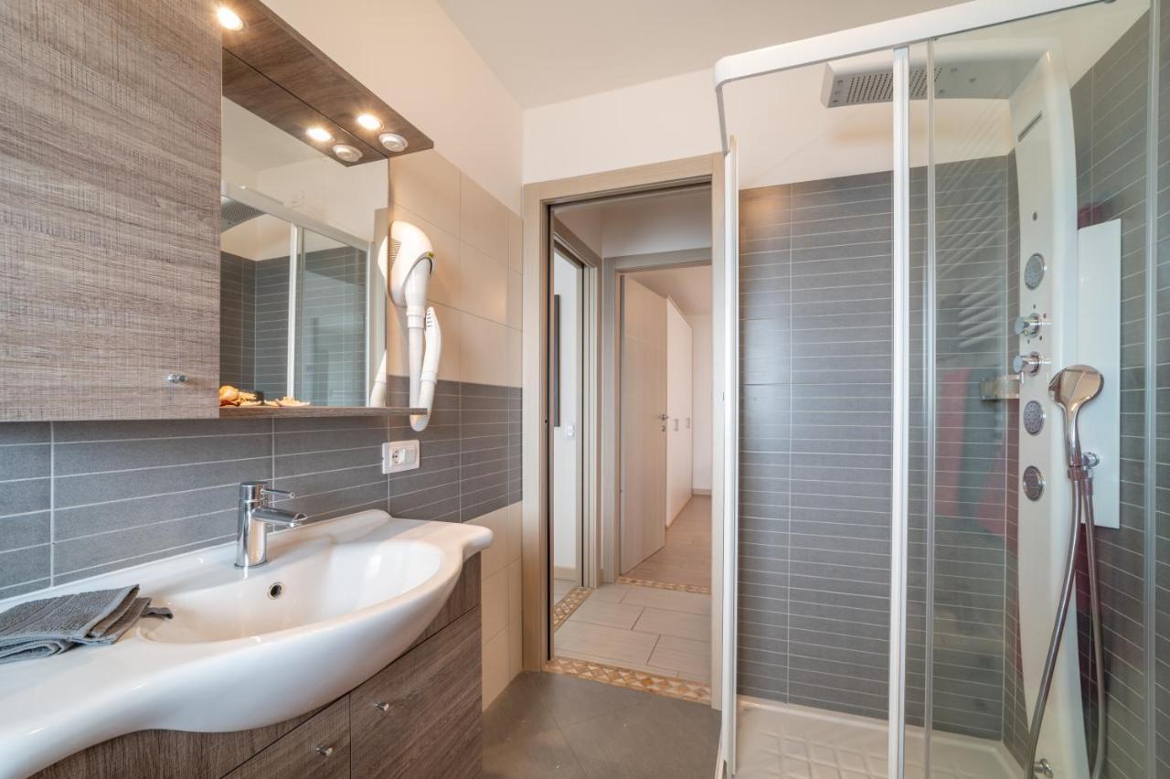 Residenza Monica Διαμέρισμα Λινιάνο Σαμπιαντόρο Εξωτερικό φωτογραφία